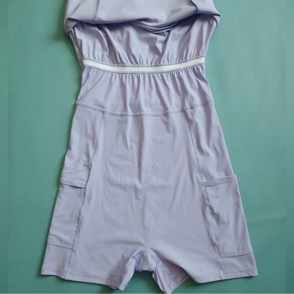 NWOT XS Vuori One Shot Tennis Dress in Zinnia - Picture 4 of 8